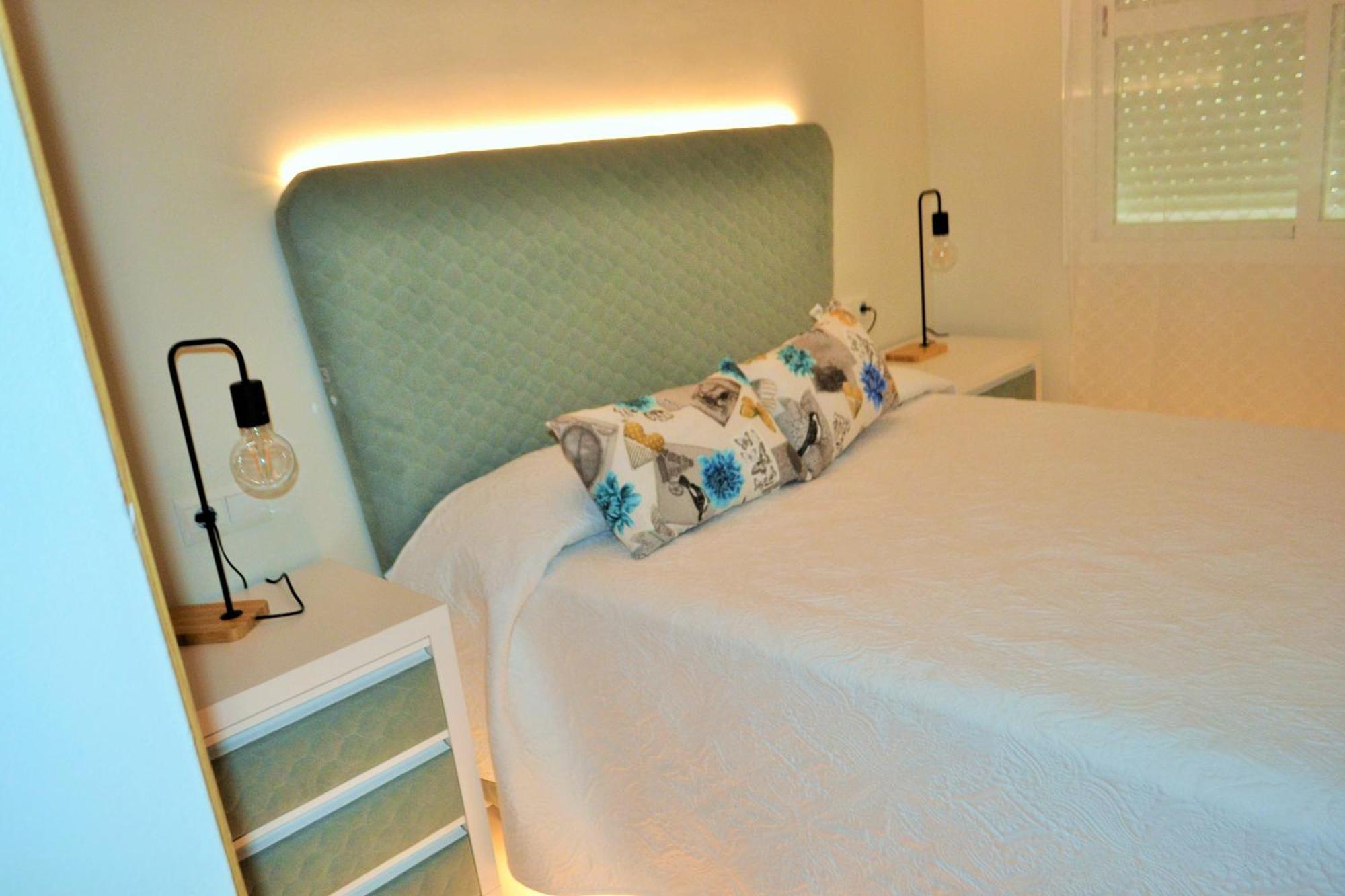 Apartamentos Garage Centro Малага Экстерьер фото