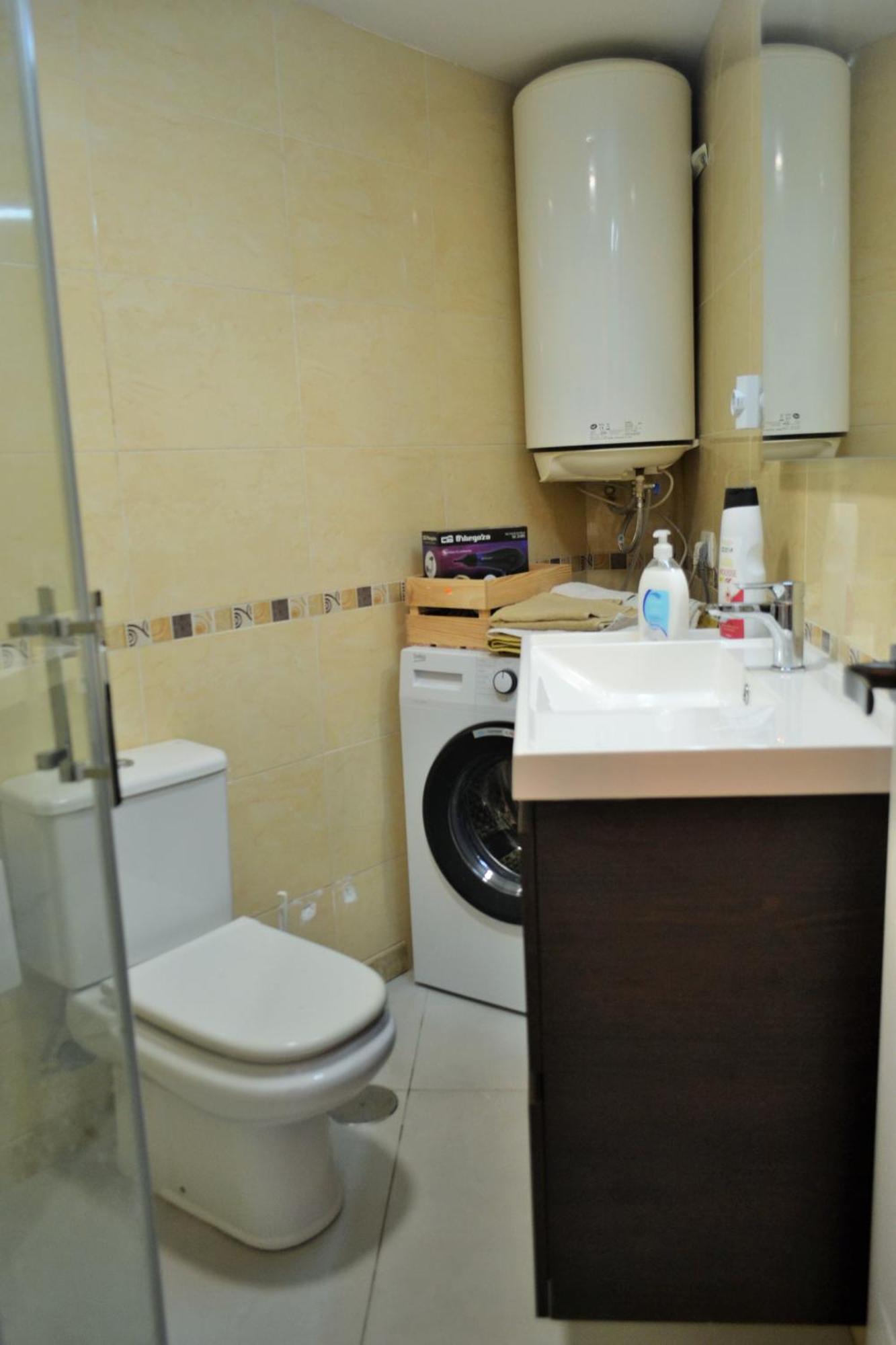 Apartamentos Garage Centro Малага Экстерьер фото