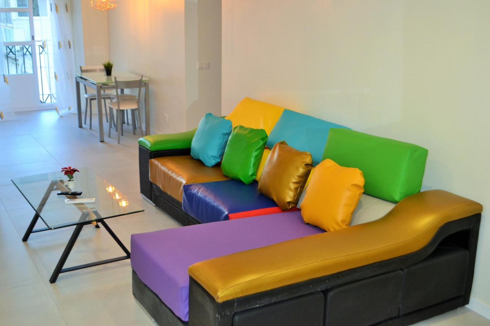 Apartamentos Garage Centro Малага Экстерьер фото