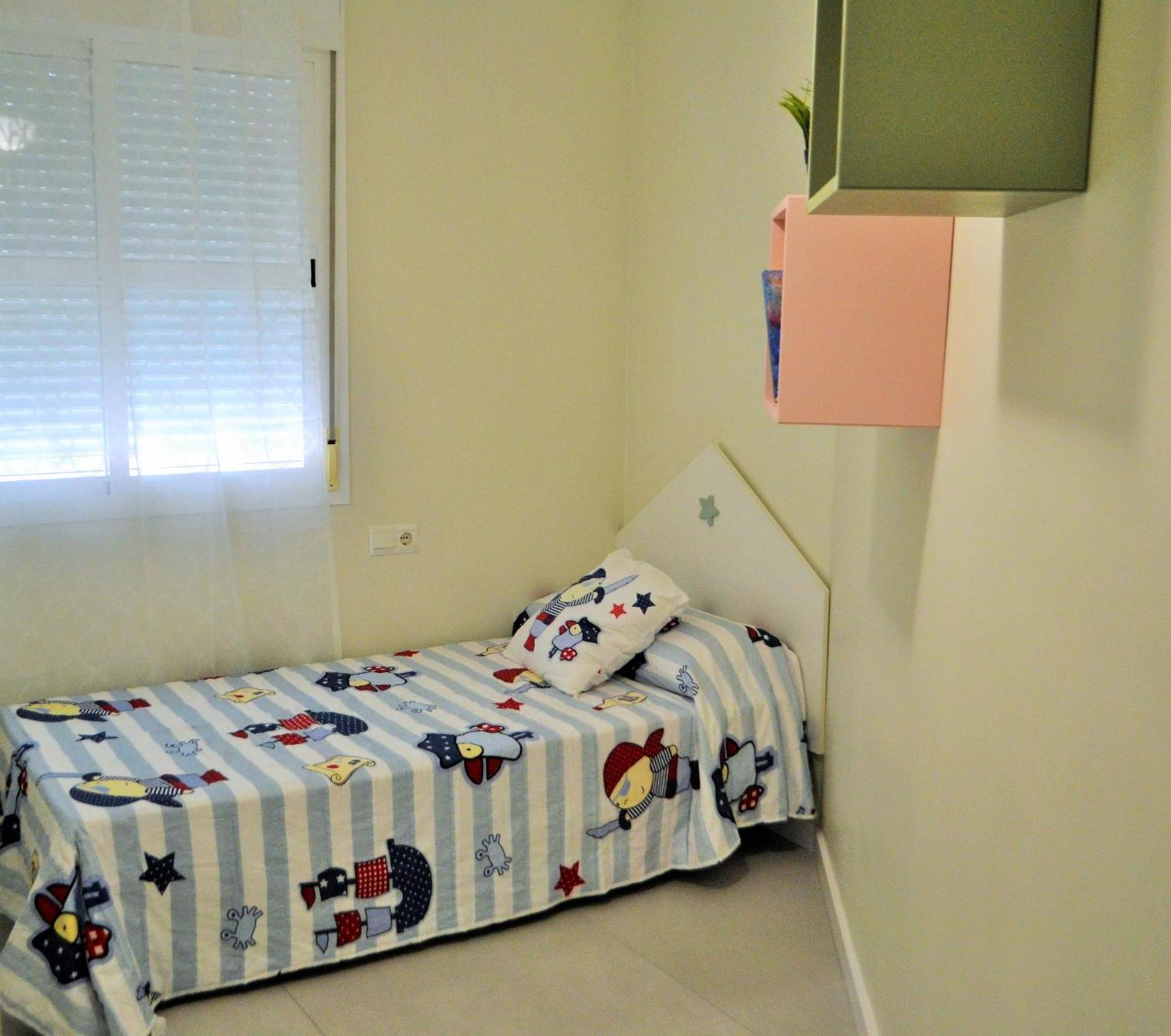 Apartamentos Garage Centro Малага Экстерьер фото