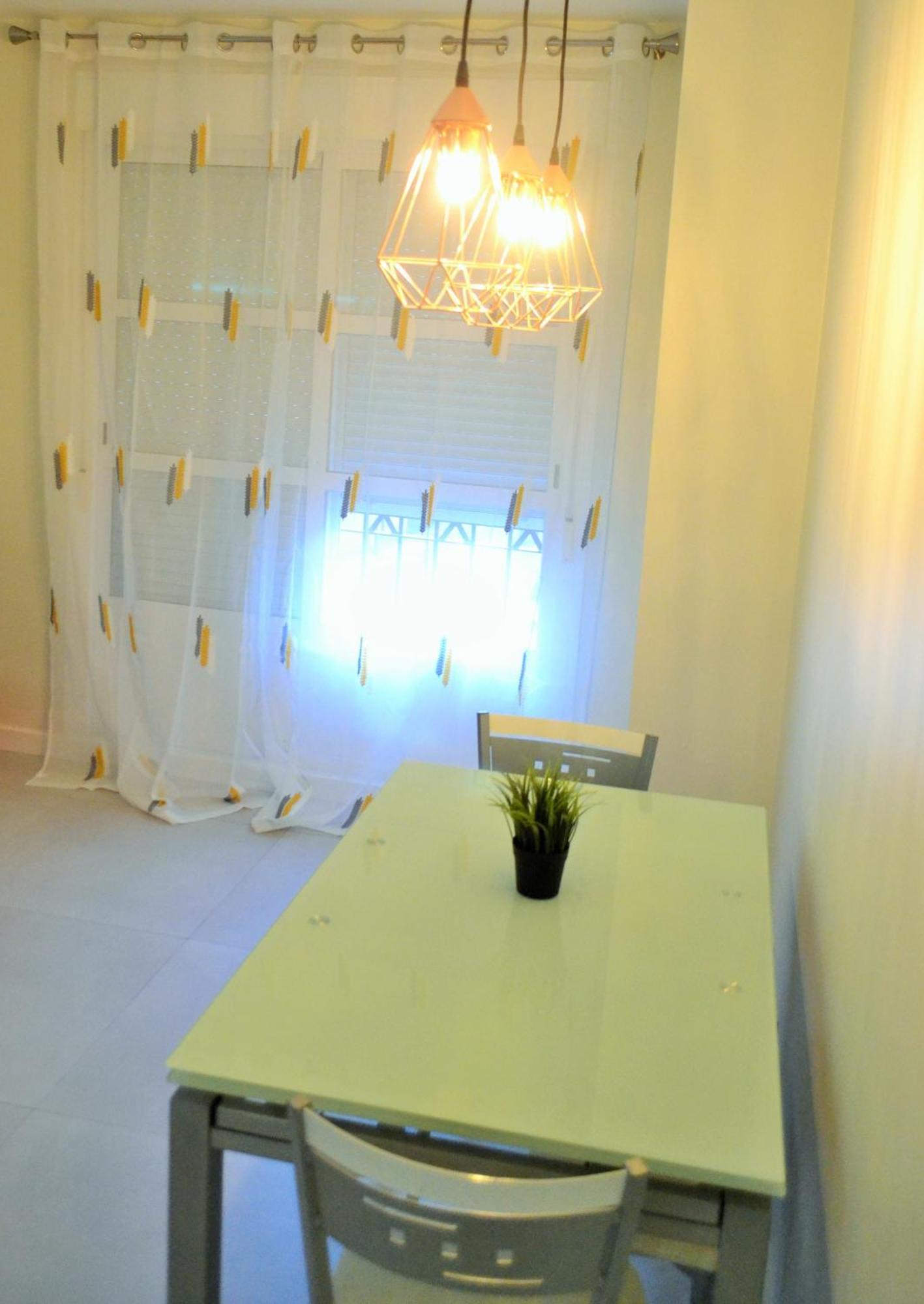 Apartamentos Garage Centro Малага Экстерьер фото
